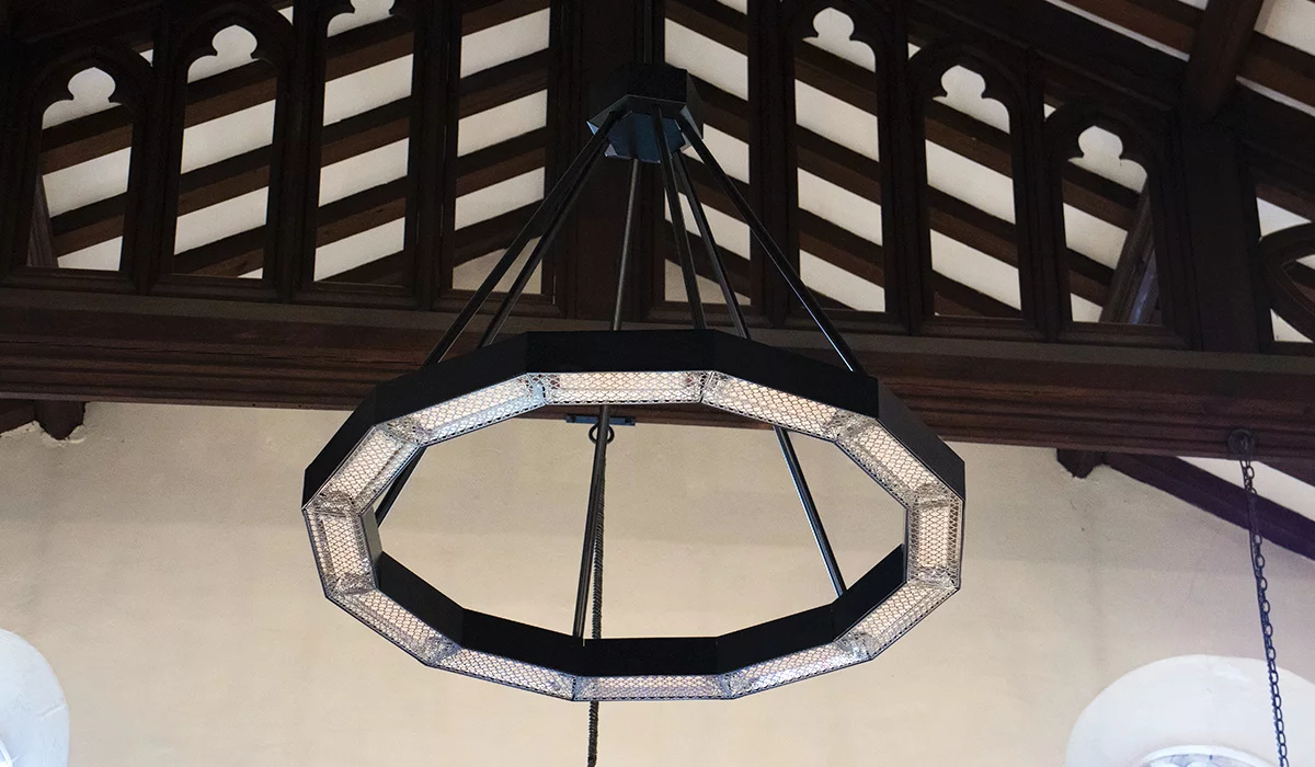 Herschel Halo with a discreet black finish