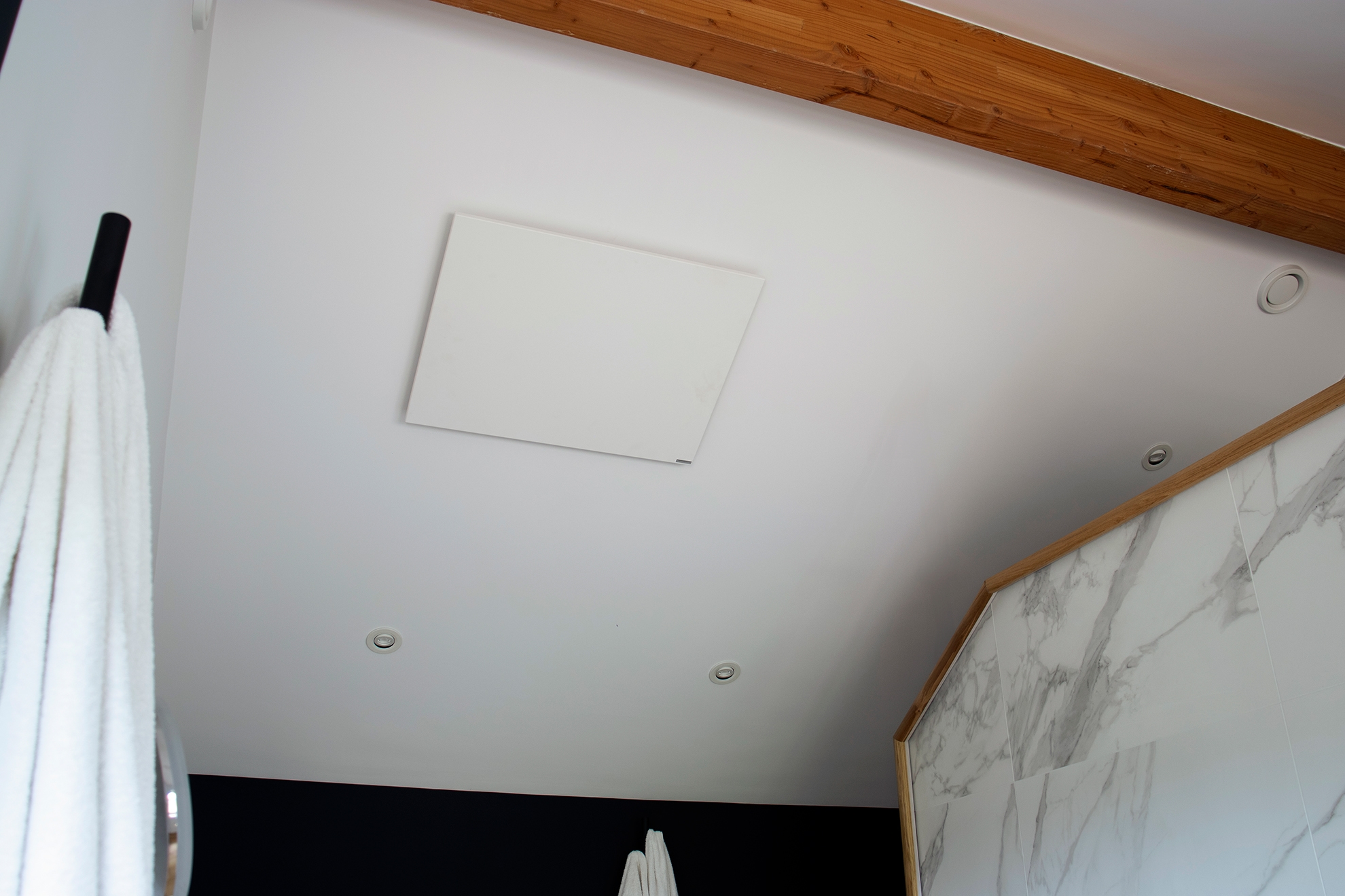 Herschel Comfort installed on bathroom ceiling